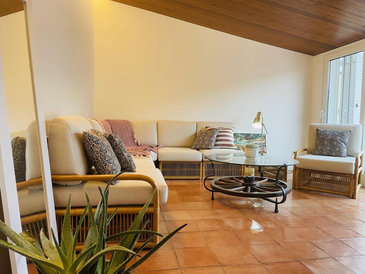 Апартаменты Tamariu Platja - Penthouse On Passeig Del Mar. Экстерьер фото
