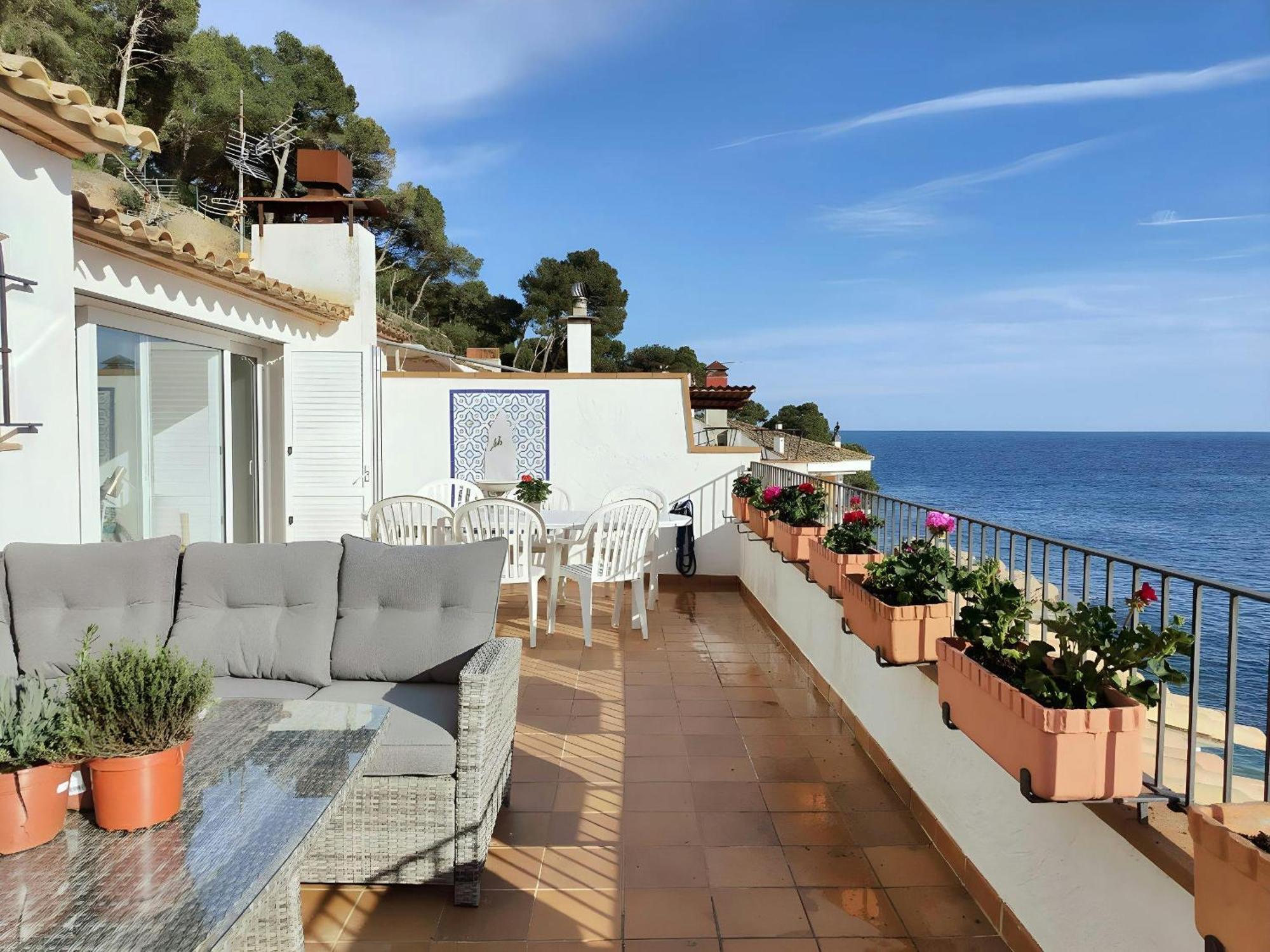 Апартаменты Tamariu Platja - Penthouse On Passeig Del Mar. Экстерьер фото
