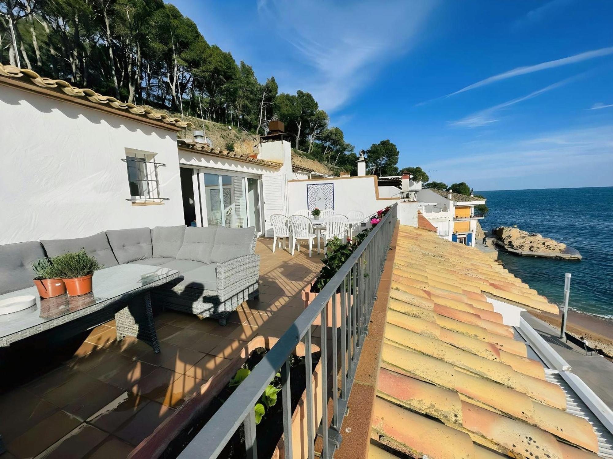 Апартаменты Tamariu Platja - Penthouse On Passeig Del Mar. Экстерьер фото