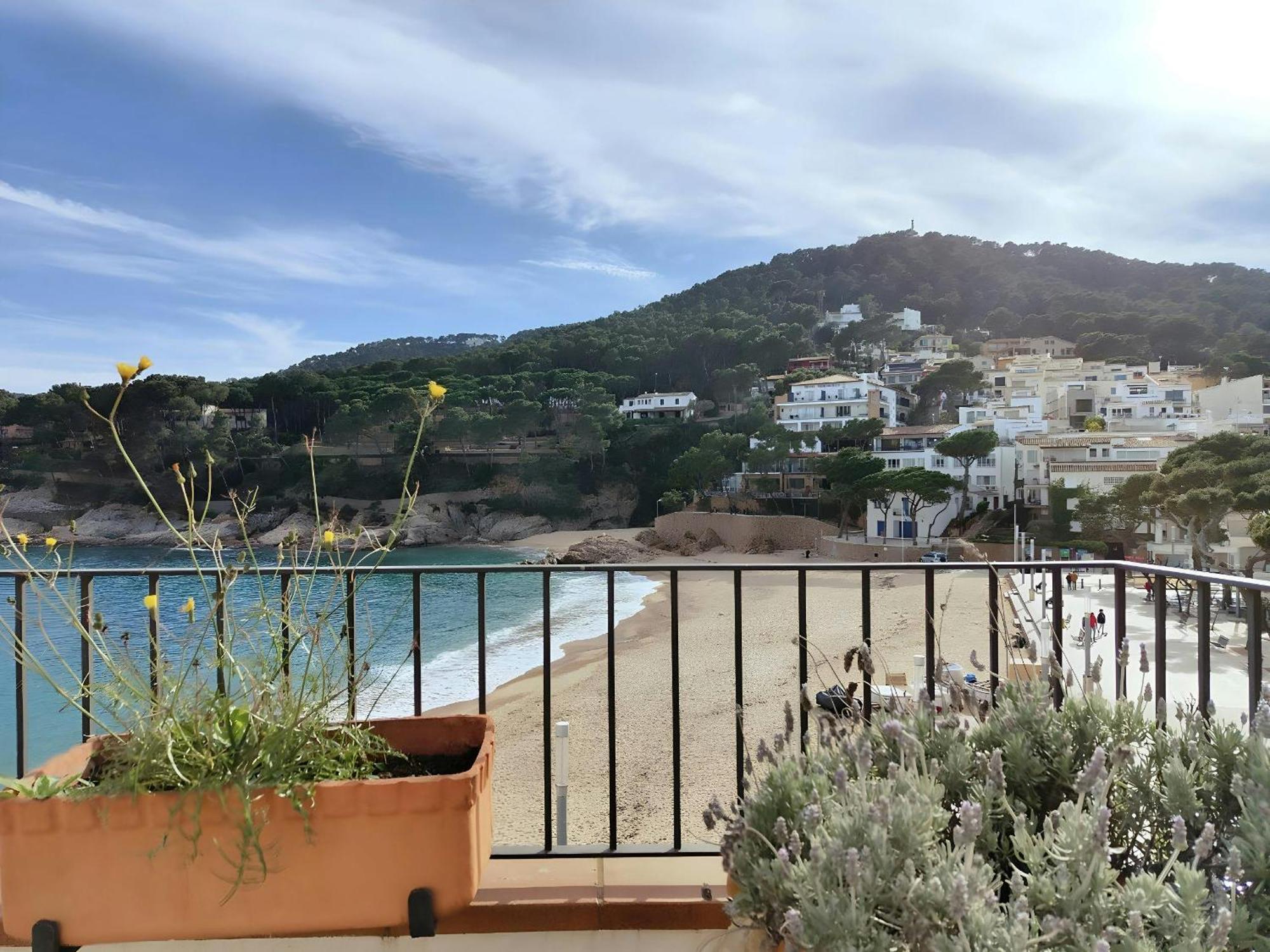Апартаменты Tamariu Platja - Penthouse On Passeig Del Mar. Экстерьер фото
